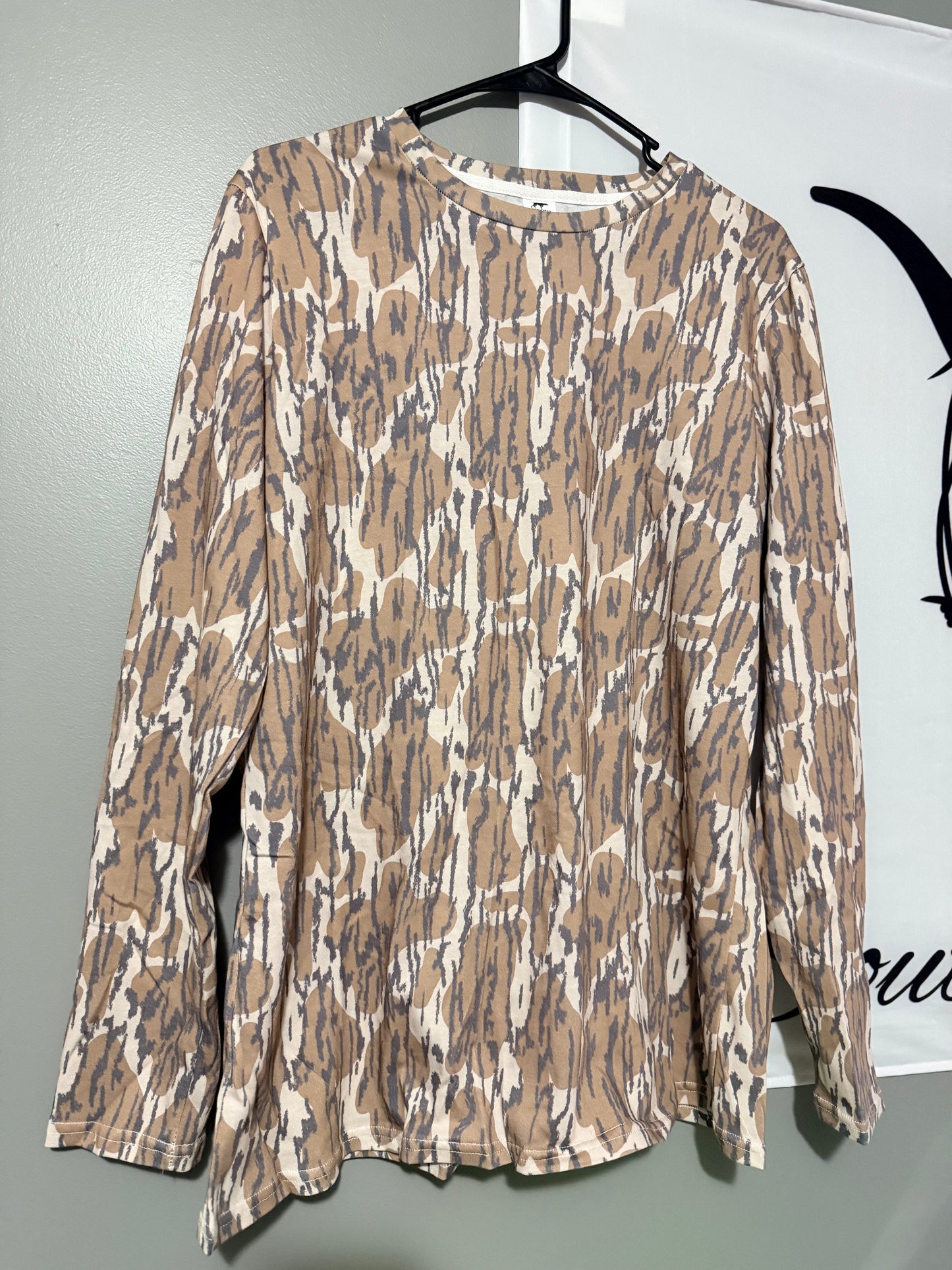 VINTAGE BOTTOMLAND CAMO LONG SLEEVE T-SHIRT