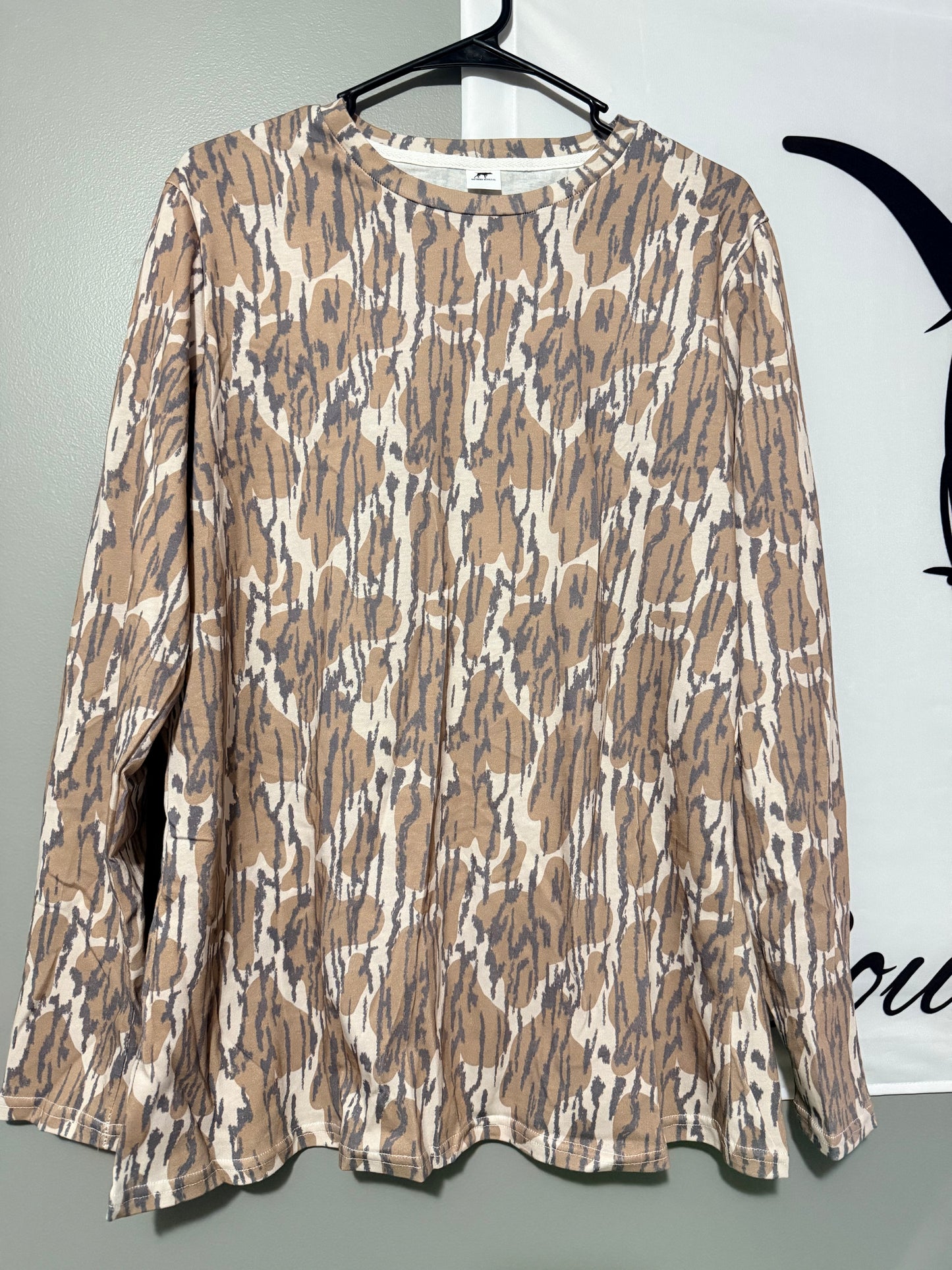 VINTAGE BOTTOMLAND CAMO LONG SLEEVE T-SHIRT